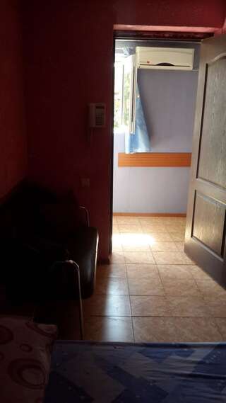 Мини-отель ARBA hotel Ереван Cемейный номер с собственной ванной комнатой-5